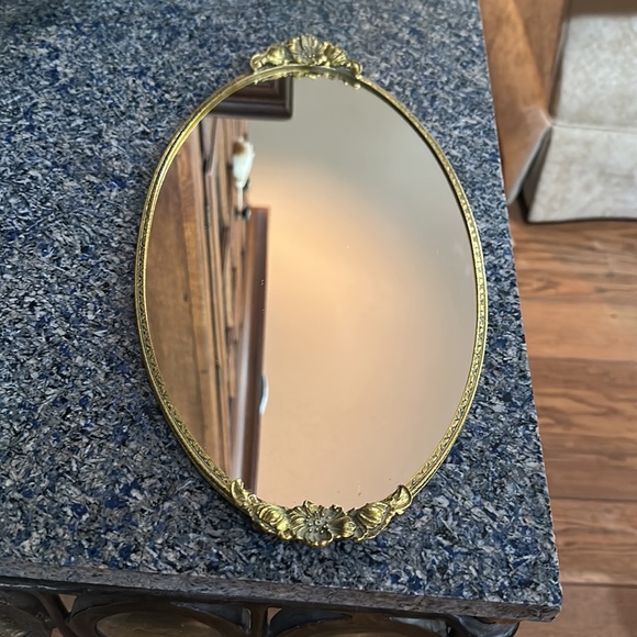 Vintage mirror 🪞 tray - Picture 7 of 11
